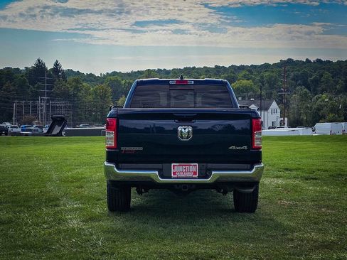 Used 2022 RAM 1500 Big Horn AWD/4WD image 4