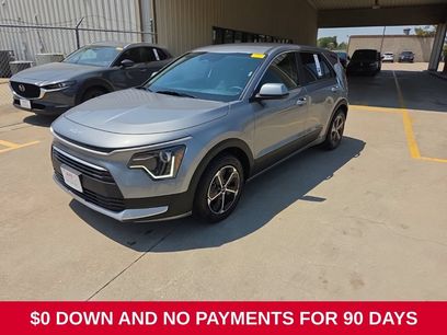 Used 2025 Kia Niro LX