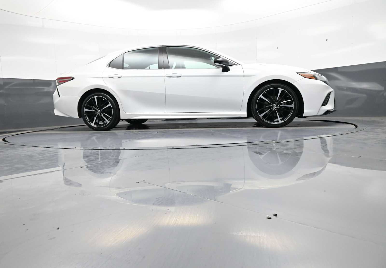 Certified 2019 Toyota Camry XSE w/ Navigation Package FWD image 28
