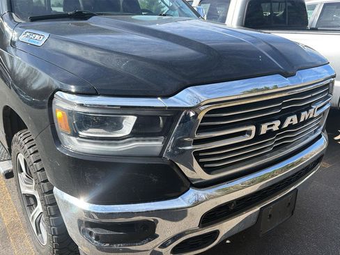 Used 2023 RAM 1500 Laramie AWD/4WD image 4
