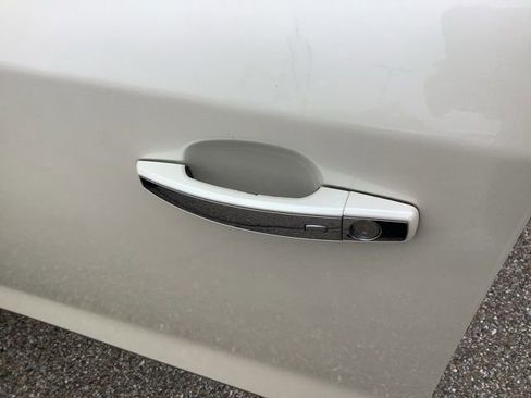 Used 2013 Buick LaCrosse Premium w/ Entertainment Package FWD image 24