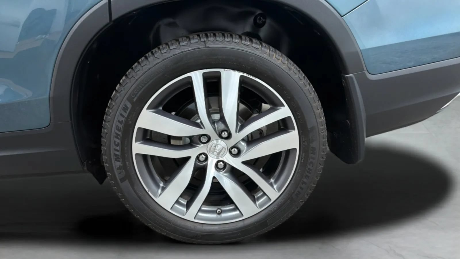 Used 2018 Honda Pilot Touring image 26