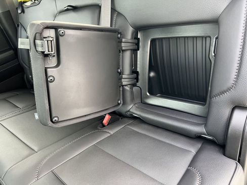 Used 2024 GMC Sierra 2500 Denali w/ Denali Reserve Package image 14