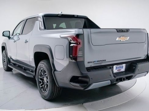 New 2025 Chevrolet Silverado EV LT image 3