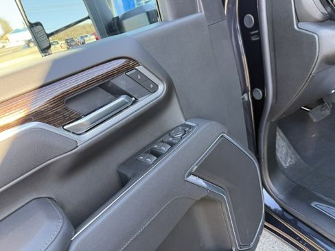 New 2026 GMC Sierra 2500 SLE w/ SLE Value Package; image 14