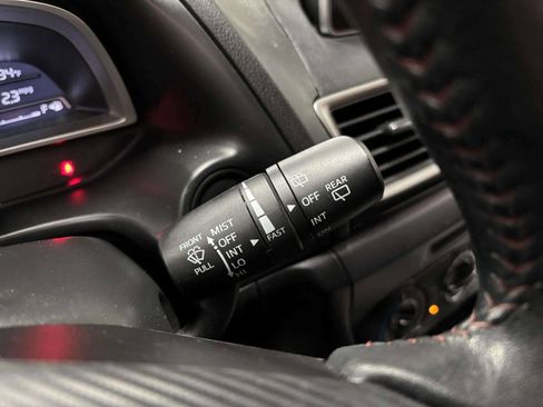 Used 2015 MAZDA MAZDA3 i Touring image 32