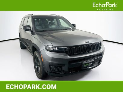 Used 2023 Jeep Grand Cherokee L Laredo