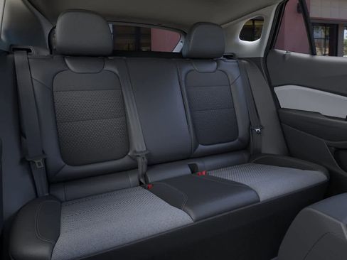 New 2026 Chevrolet Trax LT w/ Driver Confidence Package image 17