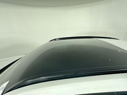 Used 2025 BMW X2 xDrive28i w/ Technology Package image 27