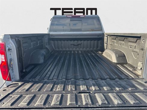 Used 2024 Chevrolet Silverado 2500 LT w/ Convenience Package image 16