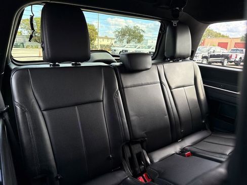 Certified 2021 Ford Expedition XLT image 28