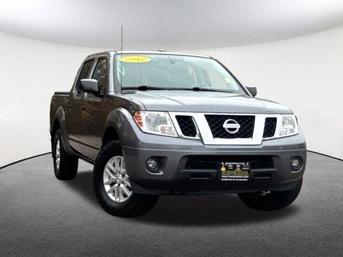 Used 2017 Nissan Frontier SV w/ SV Value Truck Package image 2