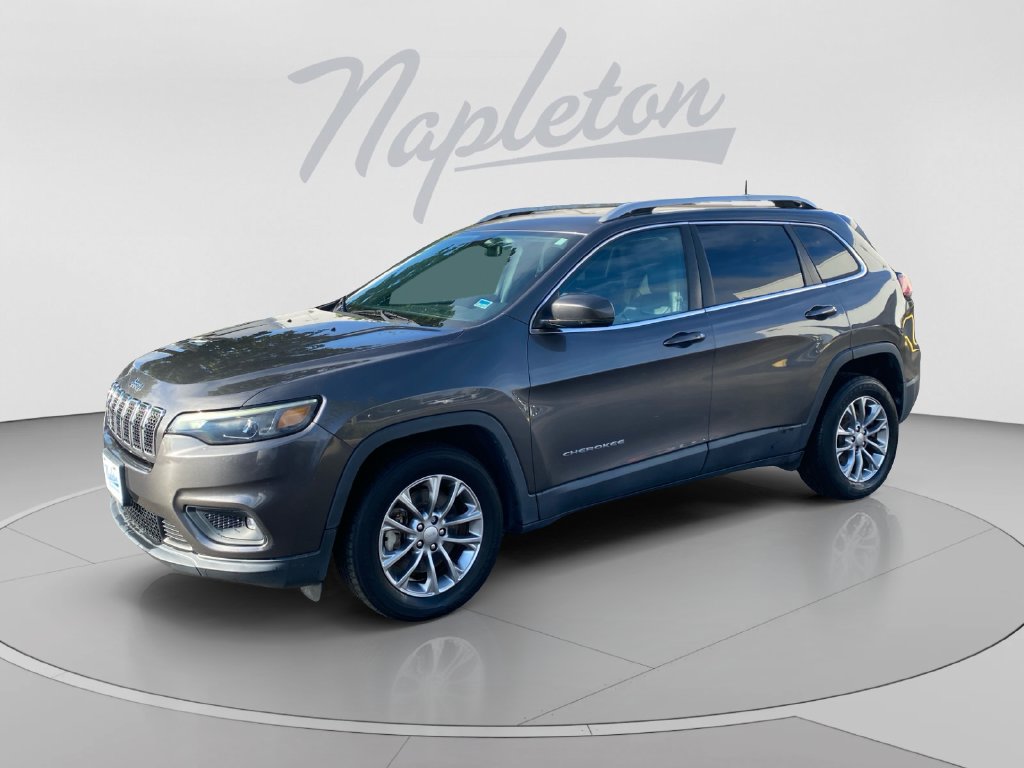 Used 2019 Jeep Cherokee Latitude Plus FWD image 1