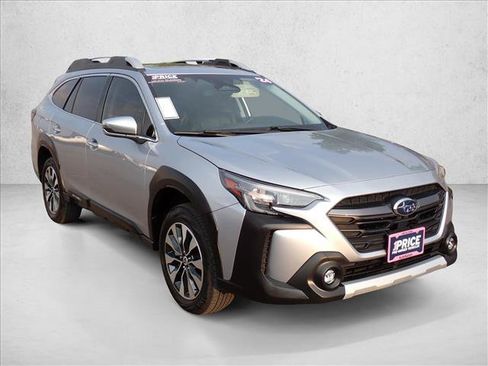Used 2024 Subaru Outback Touring AWD/4WD image 6