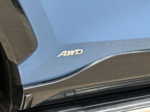 Used 2023 Toyota RAV4 XSE AWD/4WD image 8