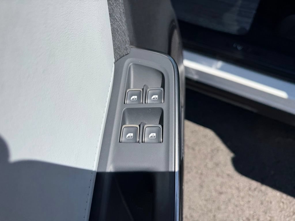 Used 2024 Rivian R1S Adventure Dual AWD/4WD image 12