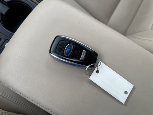 Used 2019 Subaru Outback 2.5i Limited AWD/4WD image 30