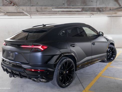 Used 2024 Lamborghini Urus S AWD/4WD image 14