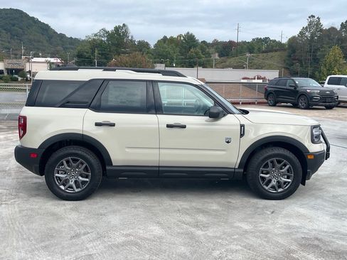 New 2025 Ford Bronco Sport Big Bend image 2