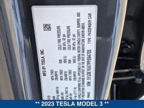 Used 2023 Tesla Model 3 Standard Range image 23