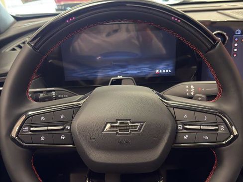 New 2026 Chevrolet Traverse RS w/ LPO, Floor Liner Package image 24