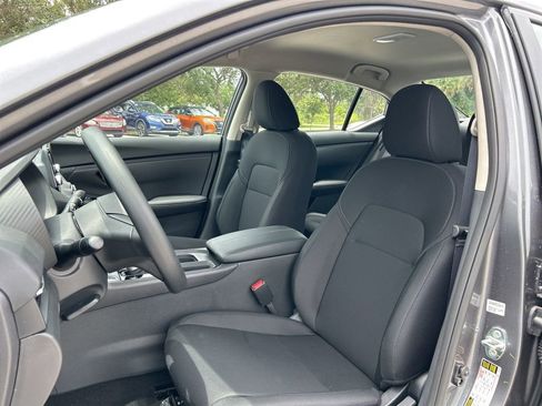 New 2025 Nissan Sentra S image 14