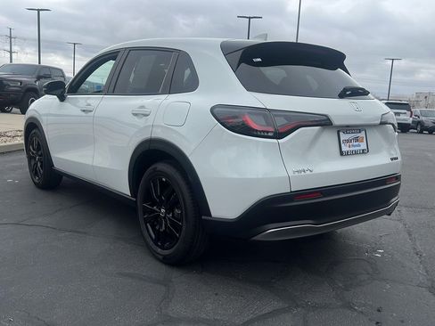 Certified 2023 Honda HR-V Sport image 7