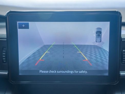 Certified 2021 Ford Explorer XLT w/ Equipment Group 202A image 44