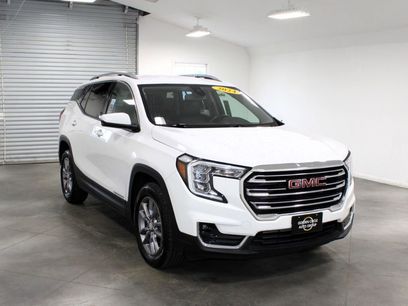 Used 2024 GMC Terrain SLT