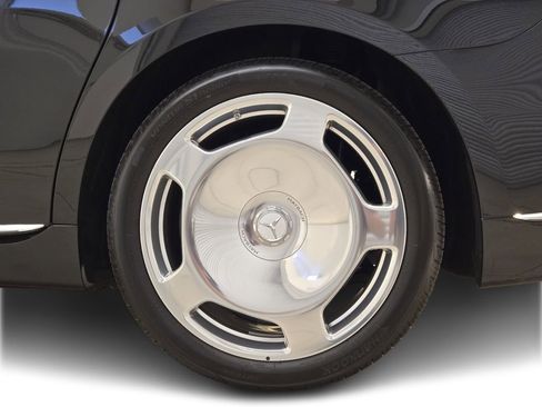 Used 2024 Mercedes-Benz Maybach S 580 4MATIC image 14