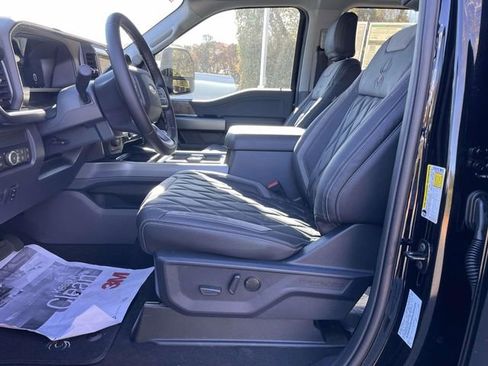 New 2026 Ford F250 Lariat w/ Black Appearance Package AWD/4WD image 11
