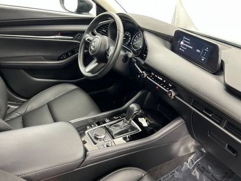Used 2024 MAZDA MAZDA3 s FWD image 25