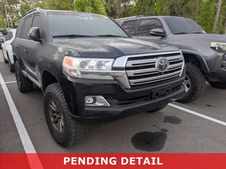 Used 2019 Toyota Land Cruiser video 1