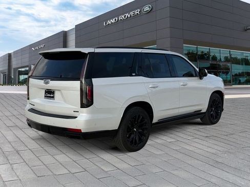 Used 2024 Cadillac Escalade Sport Platinum w/ LPO, ONYX Package AWD/4WD image 5