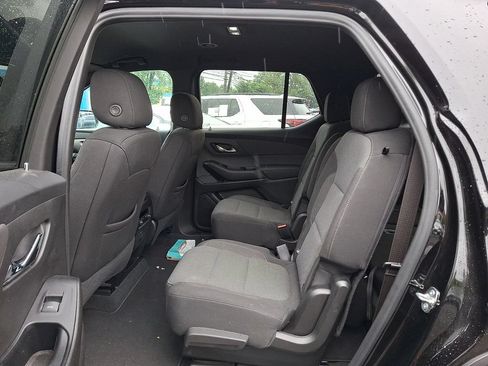 Used 2023 Chevrolet Traverse LT w/ Midnight/Sport Edition AWD/4WD image 15