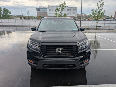 Used 2023 Honda Ridgeline Sport image 9
