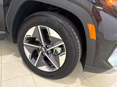 Used 2025 Hyundai Tucson SEL FWD image 29