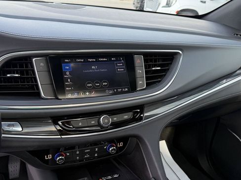 Used 2023 Buick Enclave Essence w/ Experience Buick Package FWD image 36