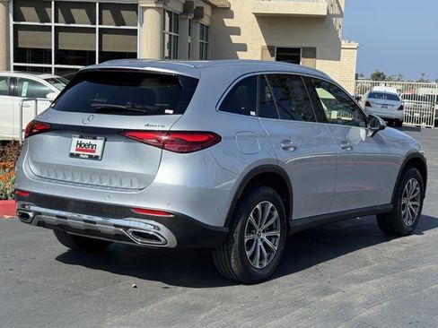 Used 2023 Mercedes-Benz GLC 300 4MATIC image 12