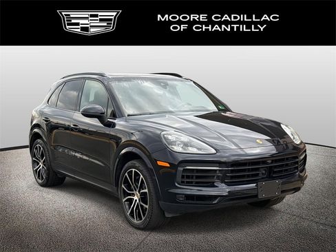 Used 2021 Porsche Cayenne S image 1