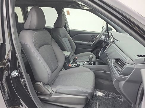 Used 2025 Subaru Forester Premium AWD/4WD image 47