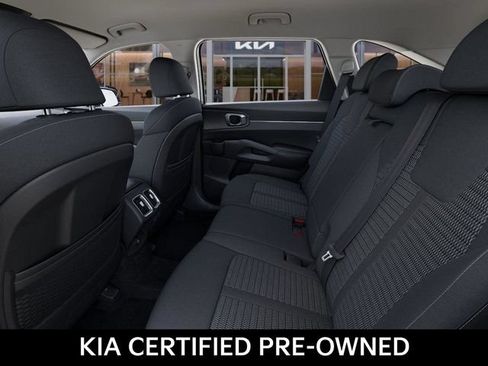 Certified 2026 Kia Sorento LX FWD image 18