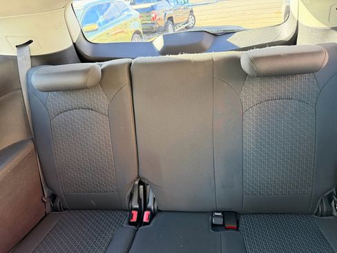 Used 2011 Chevrolet Traverse LT w/ All-Star Package image 17