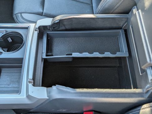 Used 2022 Ford F350 Lariat w/ Lariat Ultimate Package image 28