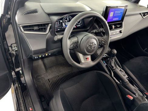 Used 2025 Toyota Corolla Premium image 4