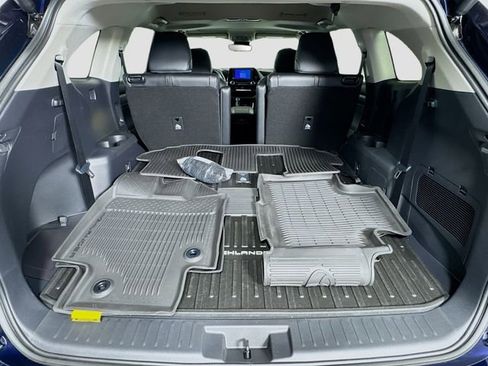 New 2026 Toyota Highlander XLE image 28