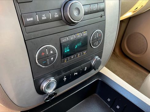 Used 2014 GMC Yukon SLT RWD image 33