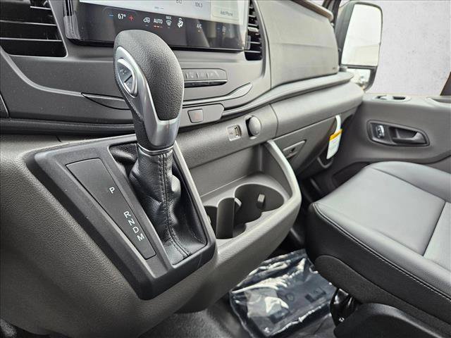 New 2026 Ford Transit 250 148 Medium Roof RWD image 15