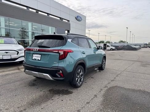 Used 2024 Kia Seltos S AWD/4WD image 31