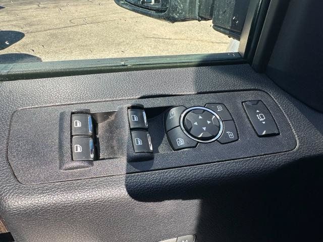 Used 2021 Ford F350 Lariat w/ Chrome Package AWD/4WD image 29